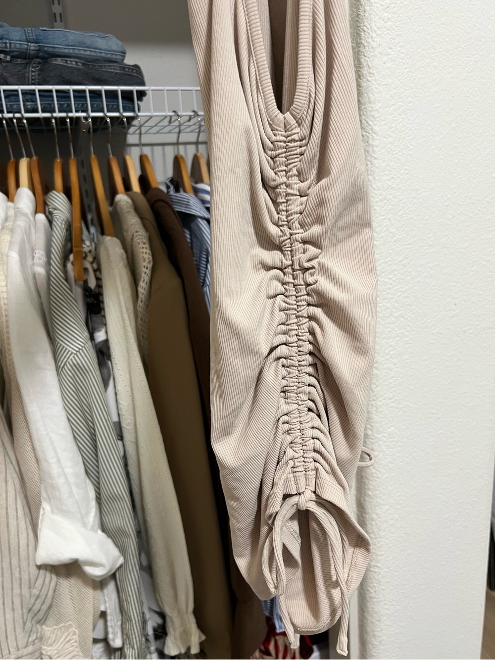 WAYF Ruched Tank Top - Picture 6 of 7